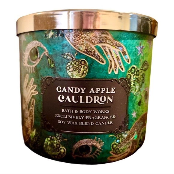 BATH AND BODY WORKS HALLOWEEN CANDY CAULDRON CANDLE AND BODY CARE SET - Picture 2 of 6